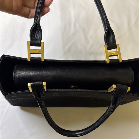 Vintage MCM Black Jacquard Logo Satchel – Gold Hardware – Rare Serial D2687 mini - Picture 9 of 16